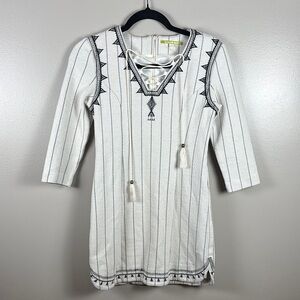 Gianni Bini White and Black V-Neck Midi Dress